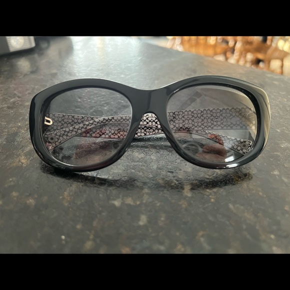 Coach Sunglasses! - Picture 1 of 6